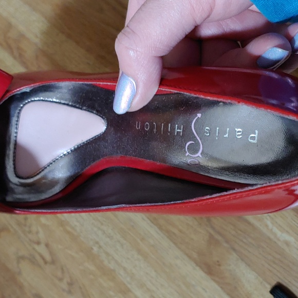 Paris Hilton 🥳 HOST PICK🥳 Vintage Red Bow Open Toe Heels 6 - Picture 13 of 16